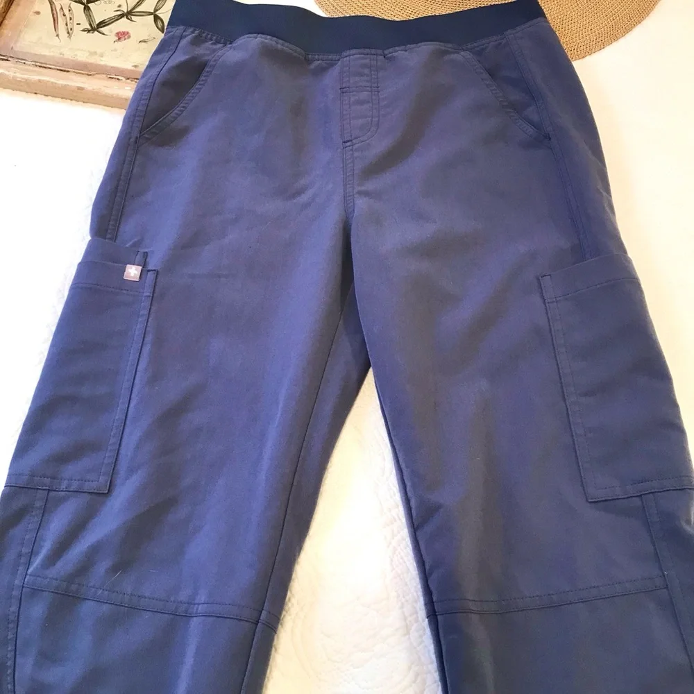 Figs axim men’s